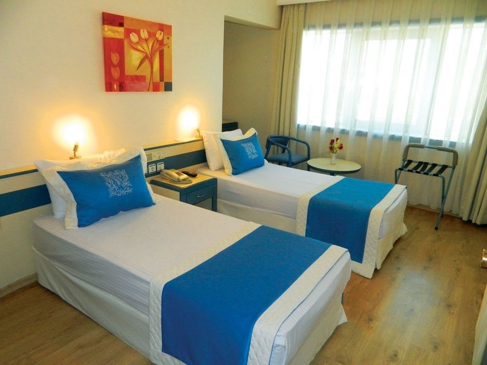 Hotel Baylan Yenisehir Izmir Bagian luar foto